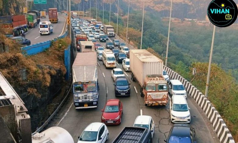 Mumbai-Pune Expressway Traffic Jam